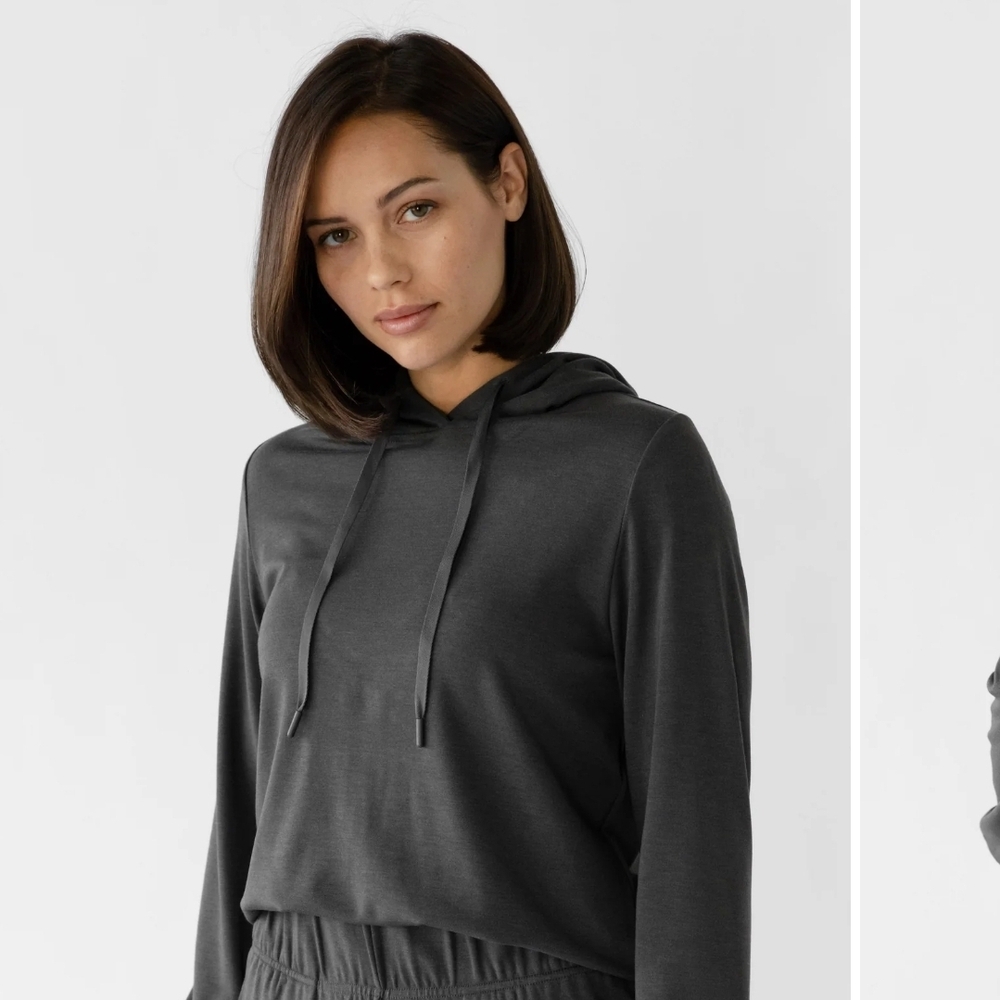 Gray Crop Relaxed Hoodie